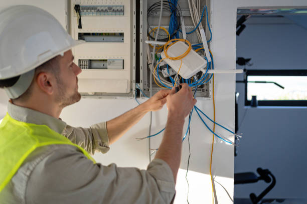 Best Local Electrician Companies  in Alton, IL